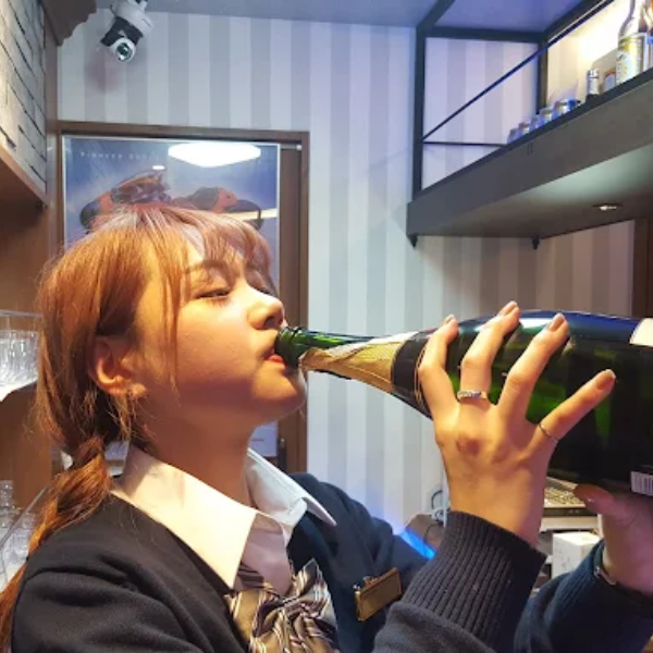 フォトギャラリー,,カフェ&バー19,CAFE&BAR19,ガールズバー,ガルバ,仙台,仙台駅西口,宮城県仙台市青葉区中央3丁目8-5,新仙台駅前ビルB1